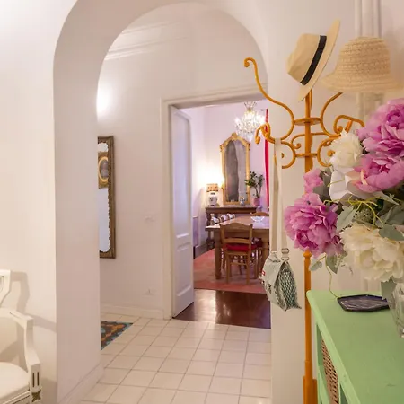 Elizabeth In Barberini Appartement Rome